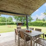 8590-glesborg-hasselovej-7 *